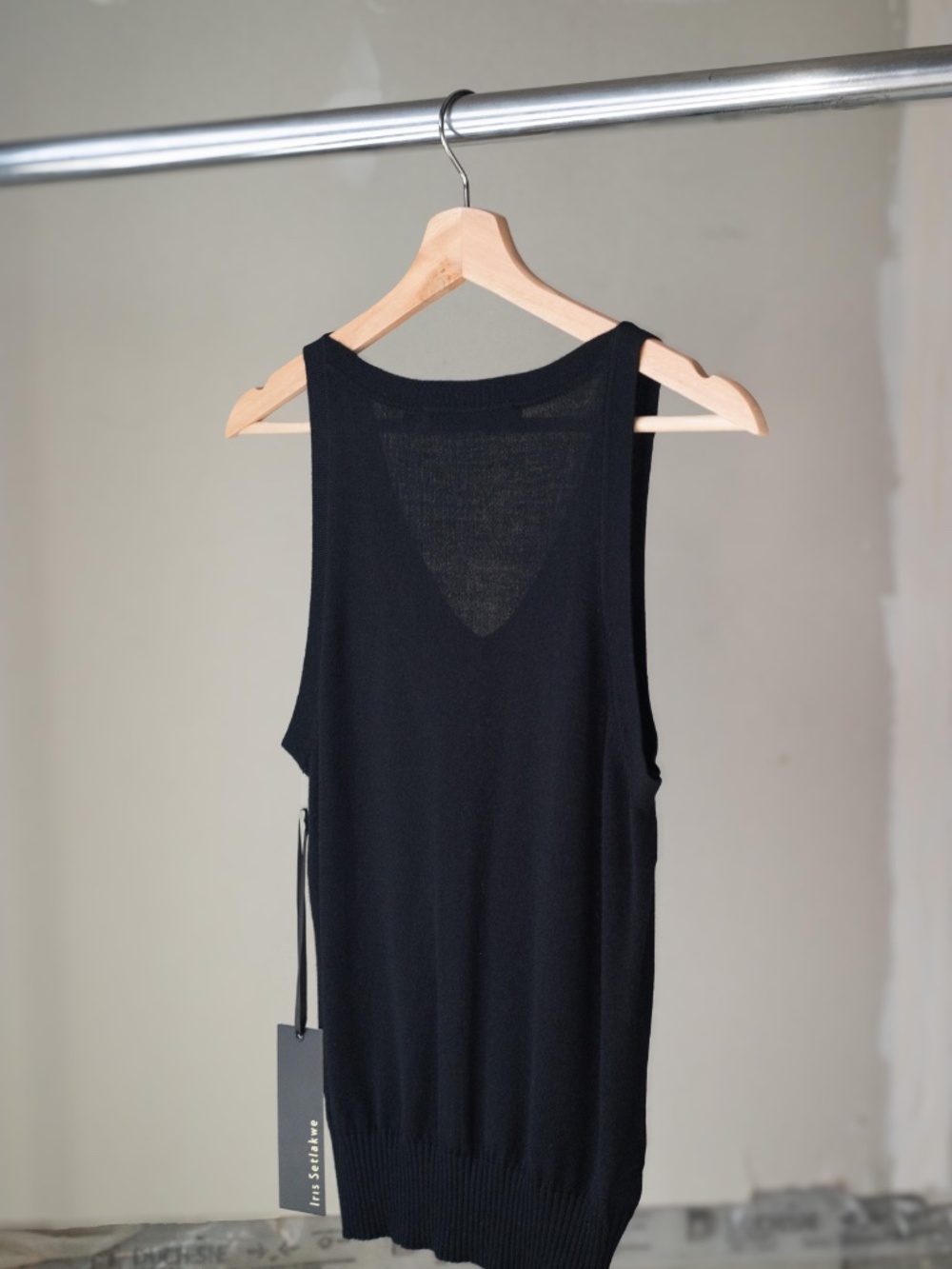 Iris Setlakwe Basic Tank in Black - Picture 2 of 5